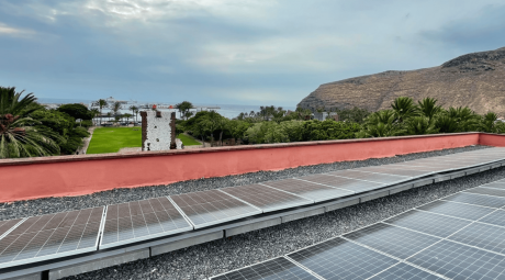 Placas-fotovoltaicas-en-el-Cabildo-insular (1)