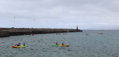 limpieza-de-los-fondos-marinos-de-arrecife-durante-este-pasado-fin-de-semana