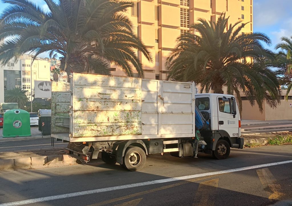 El servicio de acopio transitorio de trastos, enseres y escombros se instalará en una veintena de barrios en marzo (Vega de San José)