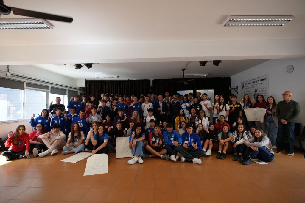 FOTO. Jornada Capitanes en + celebrada este sábado en el IES Benito Pérez Armas, en SC de Tenerife