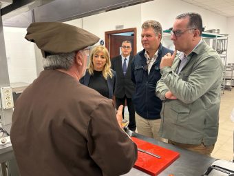 FOTO. Poli Suárez visita en Lanzarote del CIPF Microsistemas 2