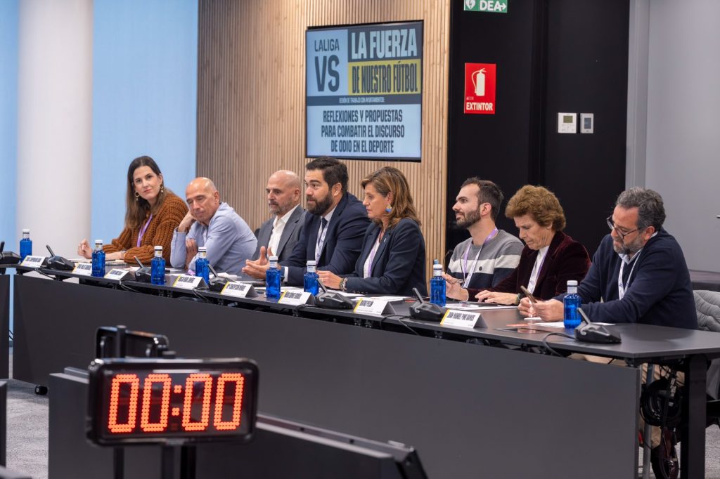 La concejala de Deportes, Carla Campoamor, en las jornadas de LaLiga para promover la inclusión y el respeto en el deporte