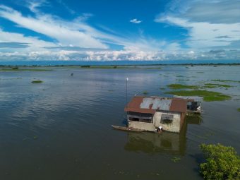 Los afectados por lluvias en Ecuador superan los 96.000, entre ellos 11.000 damnificados